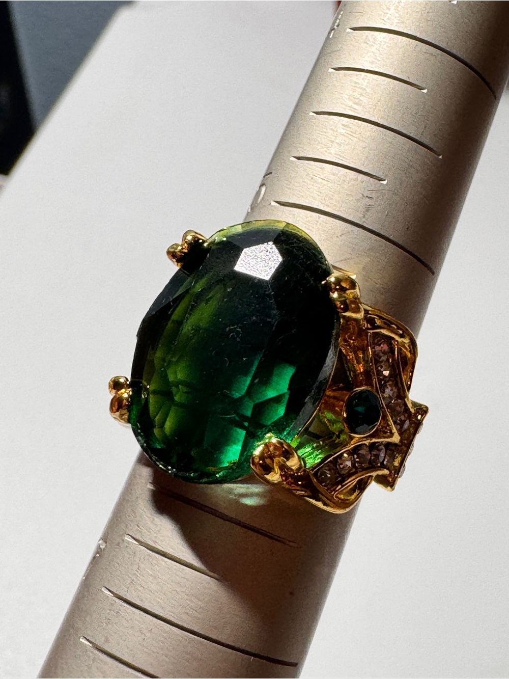 Gold-Plated Ring with Oval Emerald Green Stone